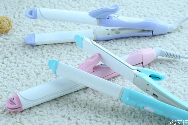 卷發(fā)棒卷頭發(fā)能保持多久 卷發(fā)棒適合幾天用一次 卷發(fā)棒卷頭發(fā)能保持多久 卷發(fā)棒適合幾天用一次