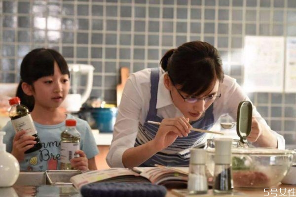 后媽好當(dāng)嗎 當(dāng)后媽容易嗎 后媽好當(dāng)嗎 當(dāng)后媽容易嗎