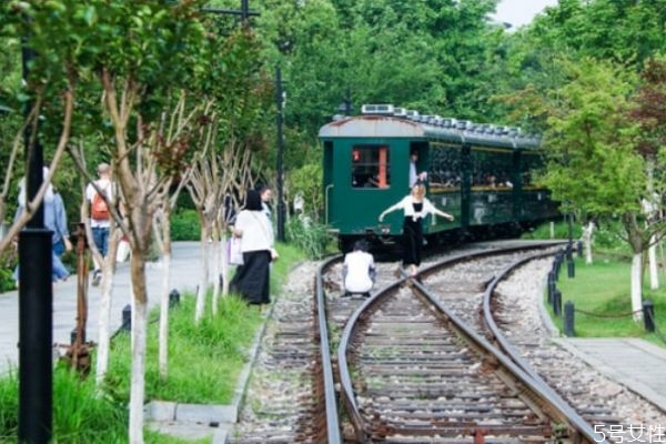 異地戀最需要什么 異地戀最好的相處模式 異地戀最需要什么 異地戀最好的相處模式