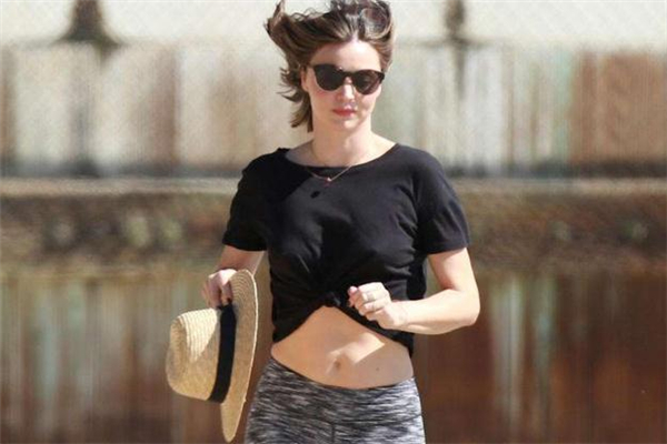 腰腹環(huán)吸會引起皮膚松弛嗎 腰腹環(huán)吸后需要臥床休息嗎 腰腹環(huán)吸會引起皮膚松弛嗎 腰腹環(huán)吸后需要臥床休息嗎