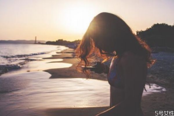 戀愛初期多久見一次面好 戀愛初期應該幾天見一次 戀愛初期多久見一次面好 戀愛初期應該幾天見一次