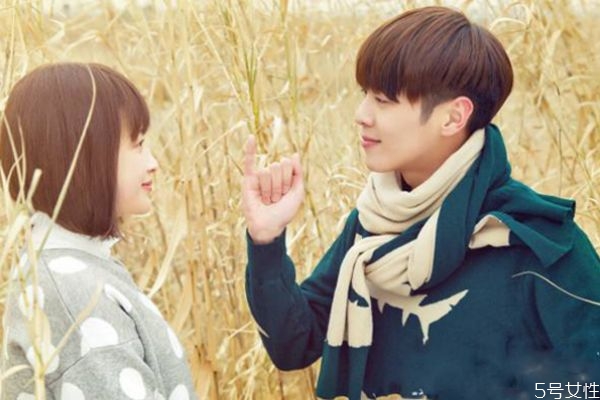 女朋友最想問(wèn)男朋友什么問(wèn)題 女友必問(wèn)男友的十大問(wèn)題 女朋友最想問(wèn)男朋友什么問(wèn)題 女友必問(wèn)男友的十大問(wèn)題