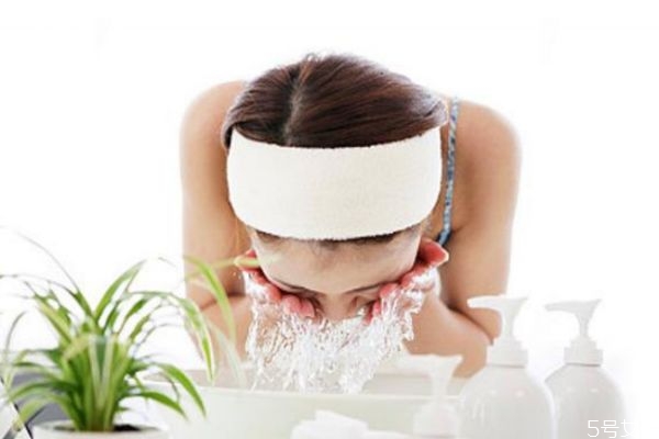 皮膚吸收差怎么辦 如何改善皮膚吸收情況 皮膚吸收差怎么辦 如何改善皮膚吸收情況