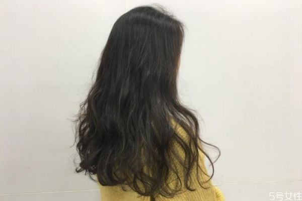 黑茶色腿后是什么顏色 黑茶色腿后是黑色嗎 黑茶色腿后是什么顏色 黑茶色腿后是黑色嗎