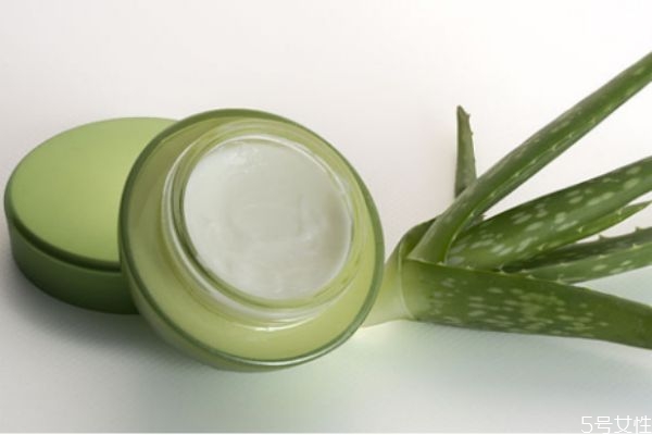 蘆薈和珍珠粉能混用嗎 蘆薈和珍珠粉做面膜方法 蘆薈和珍珠粉能混用嗎 蘆薈和珍珠粉做面膜方法