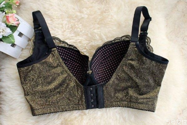 內(nèi)衣發(fā)黃的原因 為什么內(nèi)衣會發(fā)黃 內(nèi)衣發(fā)黃的原因 為什么內(nèi)衣會發(fā)黃