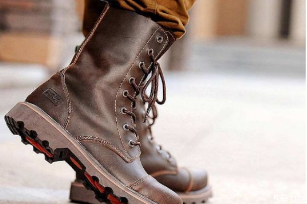 馬丁靴皮掉了怎么辦 馬丁靴掉皮怎么恢復(fù) 馬丁靴皮掉了怎么辦 馬丁靴掉皮怎么恢復(fù)