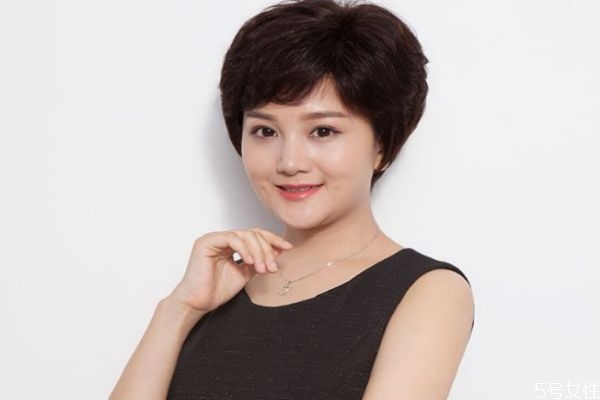 假發(fā)多久可以換 假發(fā)可以扎起來嗎 假發(fā)多久可以換 假發(fā)可以扎起來嗎