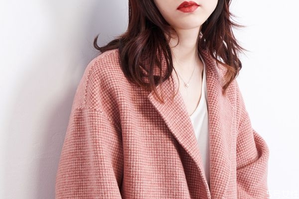 毛呢大衣什么版型好 毛呢大衣什么顏色好 毛呢大衣什么版型好 毛呢大衣什么顏色好