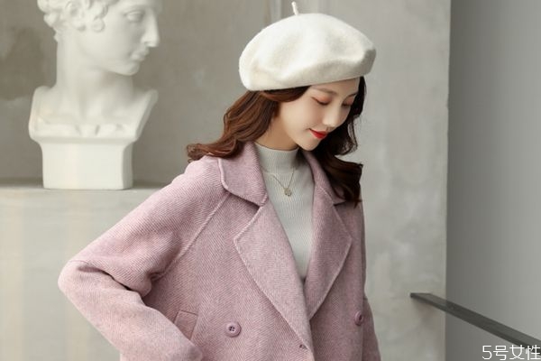 毛呢大衣可以用蒸汽熨燙嗎 毛呢大衣怎么洗 毛呢大衣可以用蒸汽熨燙嗎 毛呢大衣怎么洗