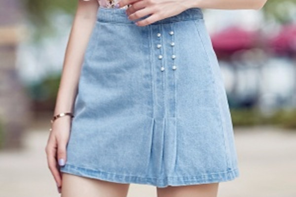 怎么根據(jù)臀型選裙子 根據(jù)臀型選裙子的方法 怎么根據(jù)臀型選裙子 根據(jù)臀型選裙子的方法