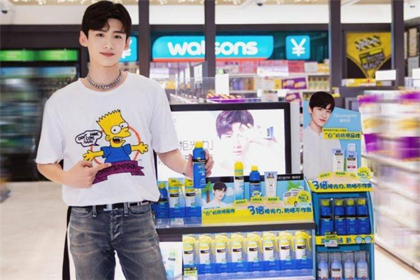 露得清防曬噴霧真假辨別 露得清防曬噴霧多少錢 露得清防曬噴霧真假辨別 露得清防曬噴霧多少錢