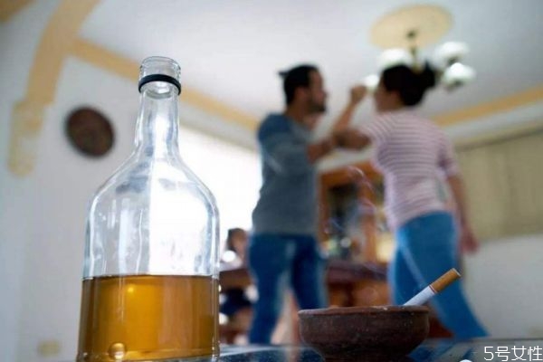 丈夫愛喝酒怎么辦 丈夫愛喝酒怎么解決 丈夫愛喝酒怎么辦 丈夫愛喝酒怎么解決