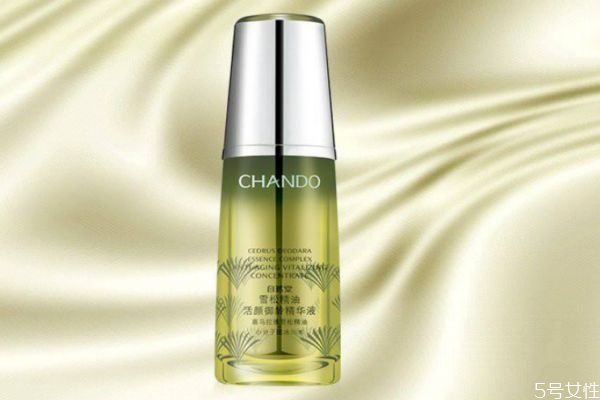 自然堂精油應(yīng)該怎么使用 自然堂精油的使用方法 自然堂精油應(yīng)該怎么使用 自然堂精油的使用方法