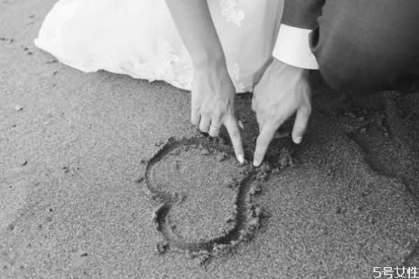 結婚后越來越討厭老公怎么回事 結婚后不喜歡老公怎么辦 結婚后越來越討厭老公怎么回事 結婚后不喜歡老公怎么辦