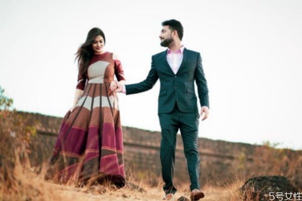 女人準(zhǔn)備離婚前的表現(xiàn) 女人決定離婚的前兆 女人準(zhǔn)備離婚前的表現(xiàn) 女人決定離婚的前兆