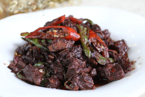 血鴨是湘菜嗎 血鴨怎么做好吃 血鴨是湘菜嗎 血鴨怎么做好吃