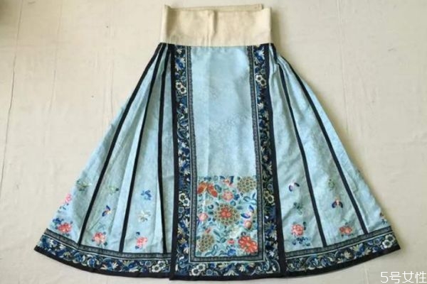 馬面裙的面料 馬面裙一般是什么面料 馬面裙的面料 馬面裙一般是什么面料