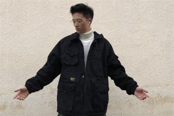 黑色工裝外套怎么搭配 黑色工裝外套怎么搭配