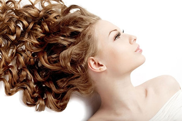 熱燙燙發(fā)水的使用方法 熱燙燙發(fā)水怎么使用 熱燙燙發(fā)水的使用方法 熱燙燙發(fā)水怎么使用