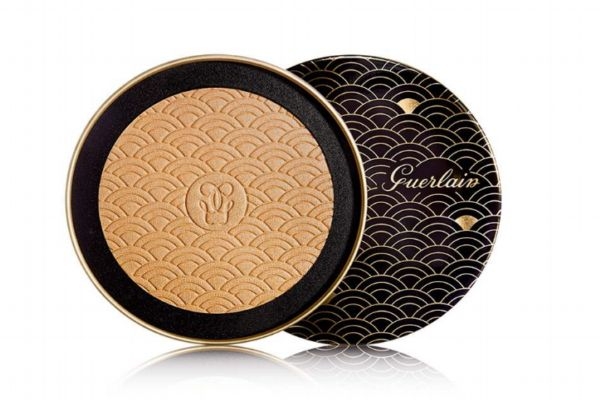 粉餅結塊可以怎么辦 粉餅結塊的解決方法