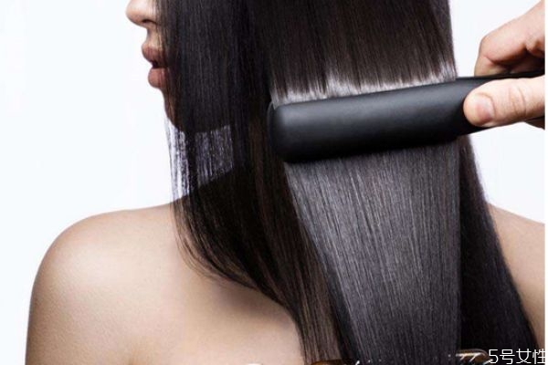 頭發(fā)太蓬怎么變服帖 頭發(fā)太蓬怎么變服帖