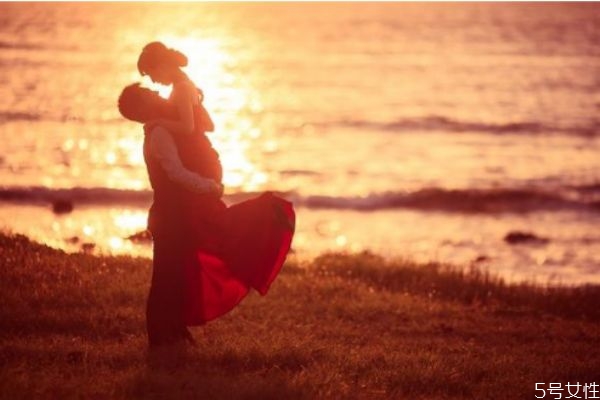 怎樣挽回老公的感情 怎么挽救感情 怎樣挽回老公的感情 怎么挽救感情