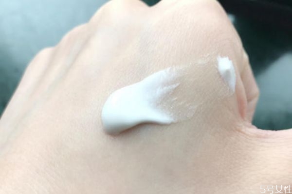 法國大寶真假對比 法國大寶怎么區(qū)分真假 法國大寶真假對比 法國大寶怎么區(qū)分真假