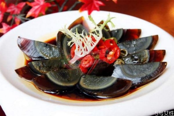 皮蛋涼拌怎么做好吃 皮蛋涼拌的做法 皮蛋涼拌怎么做好吃 皮蛋涼拌的做法