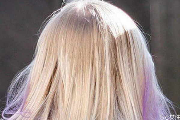 怎么染發(fā)才不會爆頂 染發(fā)爆頂后最好的補(bǔ)救 怎么染發(fā)才不會爆頂 染發(fā)爆頂后最好的補(bǔ)救