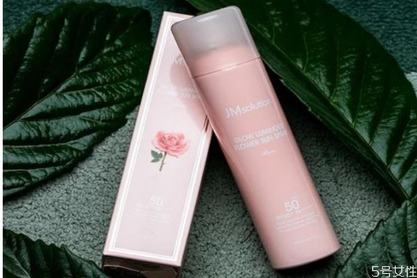 脖子上應(yīng)該怎么使用防曬霜 脖子上用多少防曬霜合適 脖子上應(yīng)該怎么使用防曬霜 脖子上用多少防曬霜合適