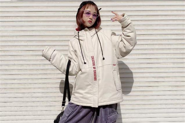復(fù)古棉服什么顏色好看 復(fù)古棉服什么顏色好看