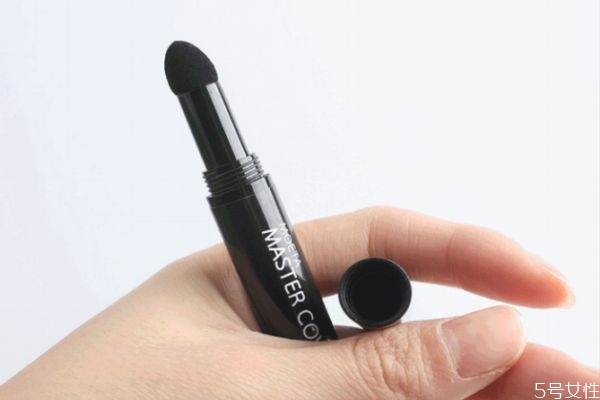 發(fā)際線筆和粉哪個(gè)好用 發(fā)際線粉和發(fā)際線筆的區(qū)別 發(fā)際線筆和粉哪個(gè)好用 發(fā)際線粉和發(fā)際線筆的區(qū)別