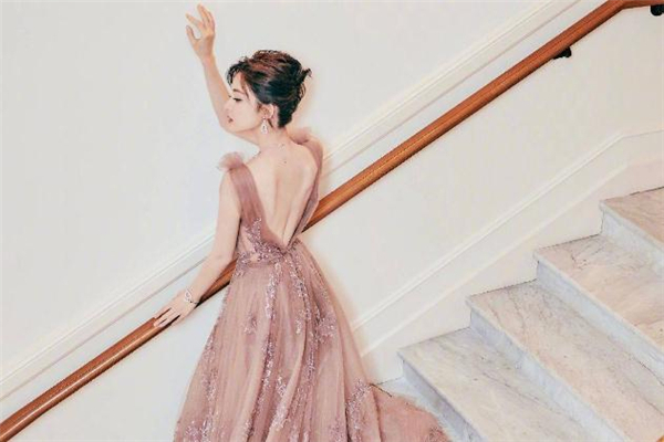 背部吸脂疼嗎 背部吸脂會(huì)留疤嗎 背部吸脂疼嗎 背部吸脂會(huì)留疤嗎