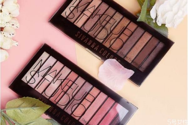 口紅當(dāng)眼影怎么使用 口紅代替眼影使用有什么危害 口紅當(dāng)眼影怎么使用 口紅代替眼影使用有什么危害