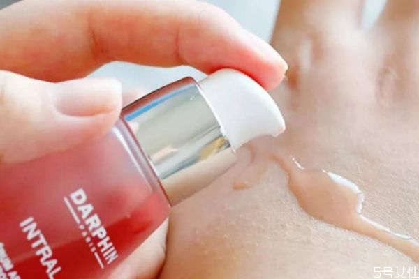 臉上角質(zhì)層薄用什么護膚品 修復(fù)角質(zhì)層護膚品牌子