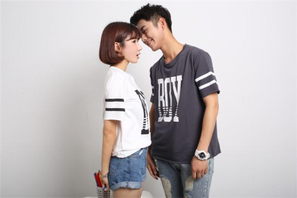 嫁妝是用彩禮錢購(gòu)買嗎 嫁妝是自己準(zhǔn)備還是父母準(zhǔn)備 嫁妝是用彩禮錢購(gòu)買嗎 嫁妝是自己準(zhǔn)備還是父母準(zhǔn)備