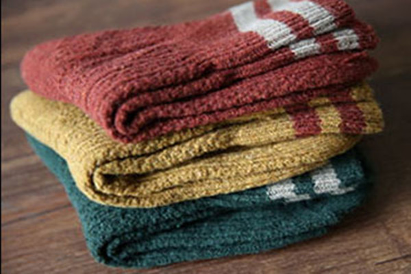 襪子顏色怎么挑選 襪子顏色挑選的技巧 襪子顏色怎么挑選 襪子顏色挑選的技巧