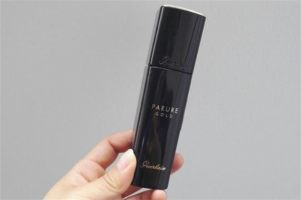 嬌蘭金鉆粉底液適合什么膚質(zhì) 嬌蘭金鉆粉底液適合油皮嗎 嬌蘭金鉆粉底液適合什么膚質(zhì) 嬌蘭金鉆粉底液適合油皮嗎