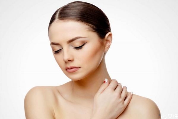 怎么可以消除臉上的斑 如何去臉上的斑 怎么可以消除臉上的斑 如何去臉上的斑