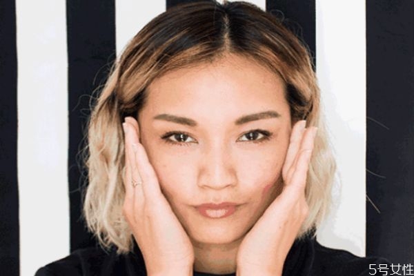 臉上皮膚松弛怎么收緊 臉上皮膚松弛怎么保養(yǎng) 臉上皮膚松弛怎么收緊 臉上皮膚松弛怎么保養(yǎng)