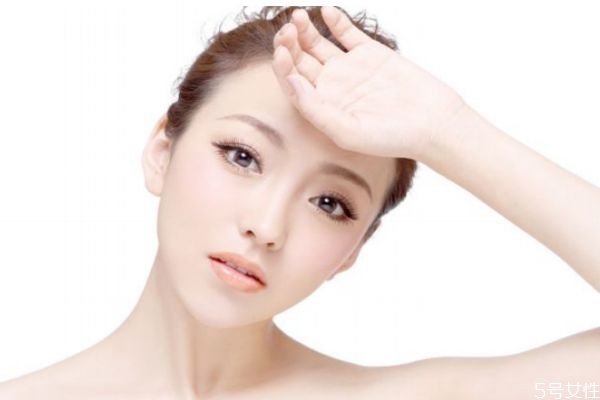 臉上什么都不擦好嗎 皮膚需不需要護膚品 臉上什么都不擦好嗎 皮膚需不需要護膚品