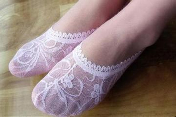 船襪純棉和蕾絲哪個(gè)好 船襪純棉和蕾絲怎么選 船襪純棉和蕾絲哪個(gè)好 船襪純棉和蕾絲怎么選