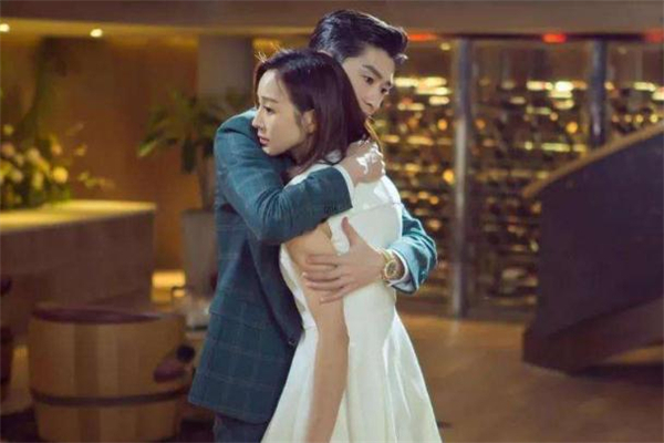 婚外情可以起訴第三者嗎 婚外情可以讓對(duì)方凈身出戶(hù)嗎 婚外情可以起訴第三者嗎 婚外情可以讓對(duì)方凈身出戶(hù)嗎