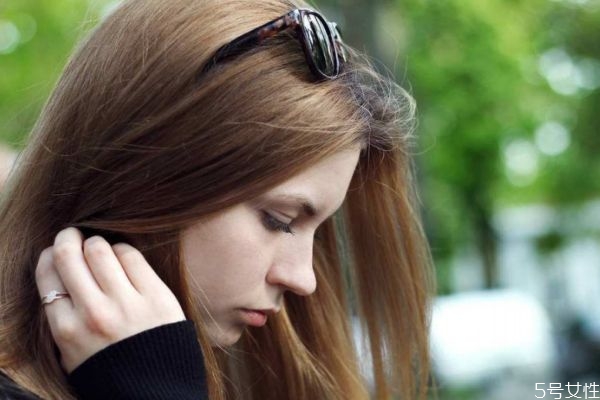 怎么讓發(fā)質永久變軟 讓頭發(fā)變軟的方法有什么