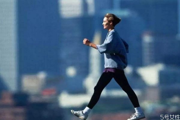 快走可以健身嗎 快走有什么好處 快走可以健身嗎 快走有什么好處