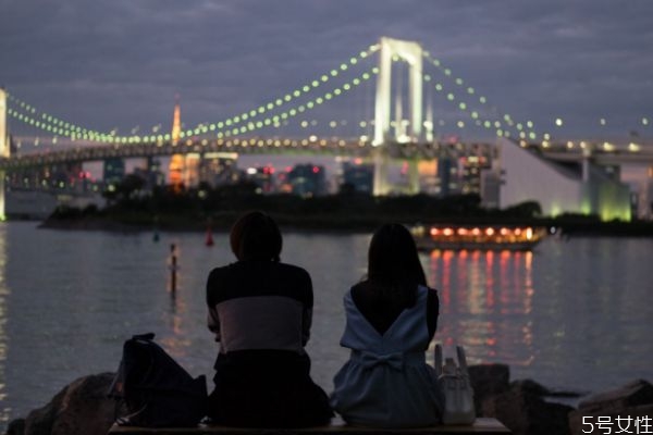 對老公依賴性太強(qiáng)怎么辦 太依賴?yán)瞎谋憩F(xiàn) 對老公依賴性太強(qiáng)怎么辦 太依賴?yán)瞎谋憩F(xiàn)