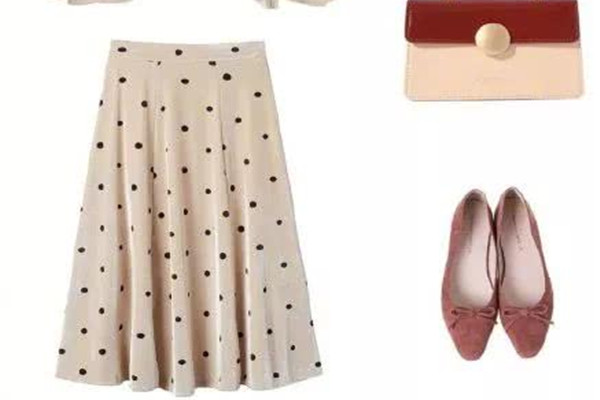 米色波點(diǎn)裙搭配什么上衣 米色波點(diǎn)裙適合什么上衣 米色波點(diǎn)裙搭配什么上衣 米色波點(diǎn)裙適合什么上衣