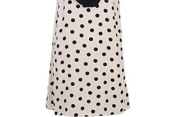 米色波點(diǎn)裙搭配什么上衣 米色波點(diǎn)裙適合什么上衣 米色波點(diǎn)裙搭配什么上衣 米色波點(diǎn)裙適合什么上衣