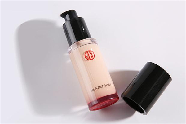 江原道粉底液新版和舊版區(qū)別 江原道粉底液是哪個(gè)國(guó)家的 江原道粉底液新版和舊版區(qū)別 江原道粉底液是哪個(gè)國(guó)家的